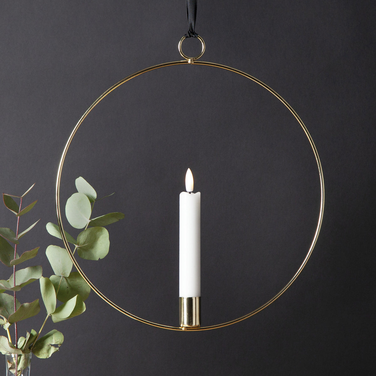 Fensterbild | FLAMME RING | 1 warmweiße flackernde LED