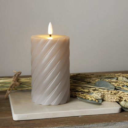 LED-Echtwachs-Stumpenkerze | FLAMME SWIRL | Timer