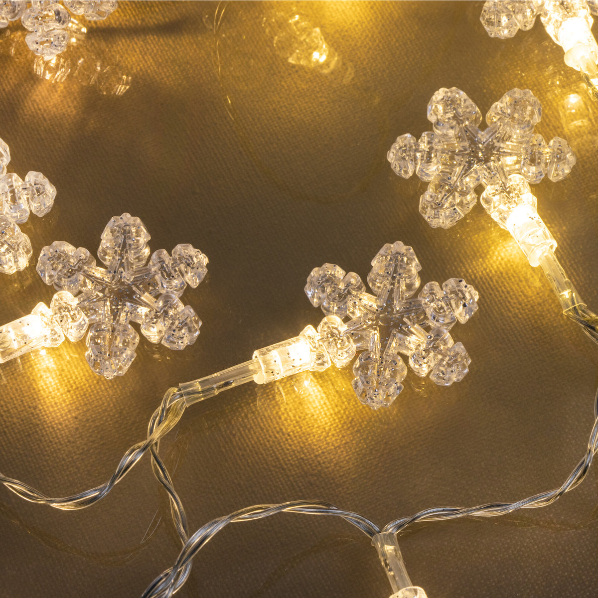 LED-Lichterkette BJÄLLRA | Warmweiß | Transparente Schneeflocken