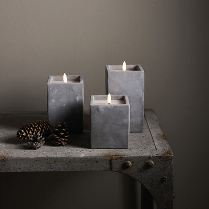 Real wax candle | FLAMME CEM | Concrete base | warm white LED | W 85 mm