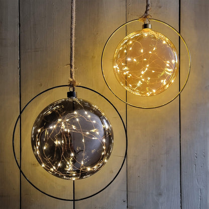 Glaskugel | 40 warmweiße LEDs | Metallring & Schiffstau