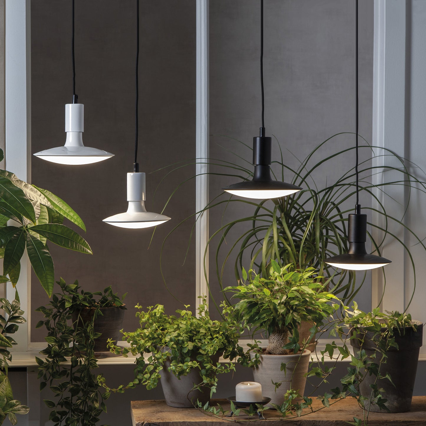 LED-Lampe, Tellerform, E27/20W/ 3000K/1300lm