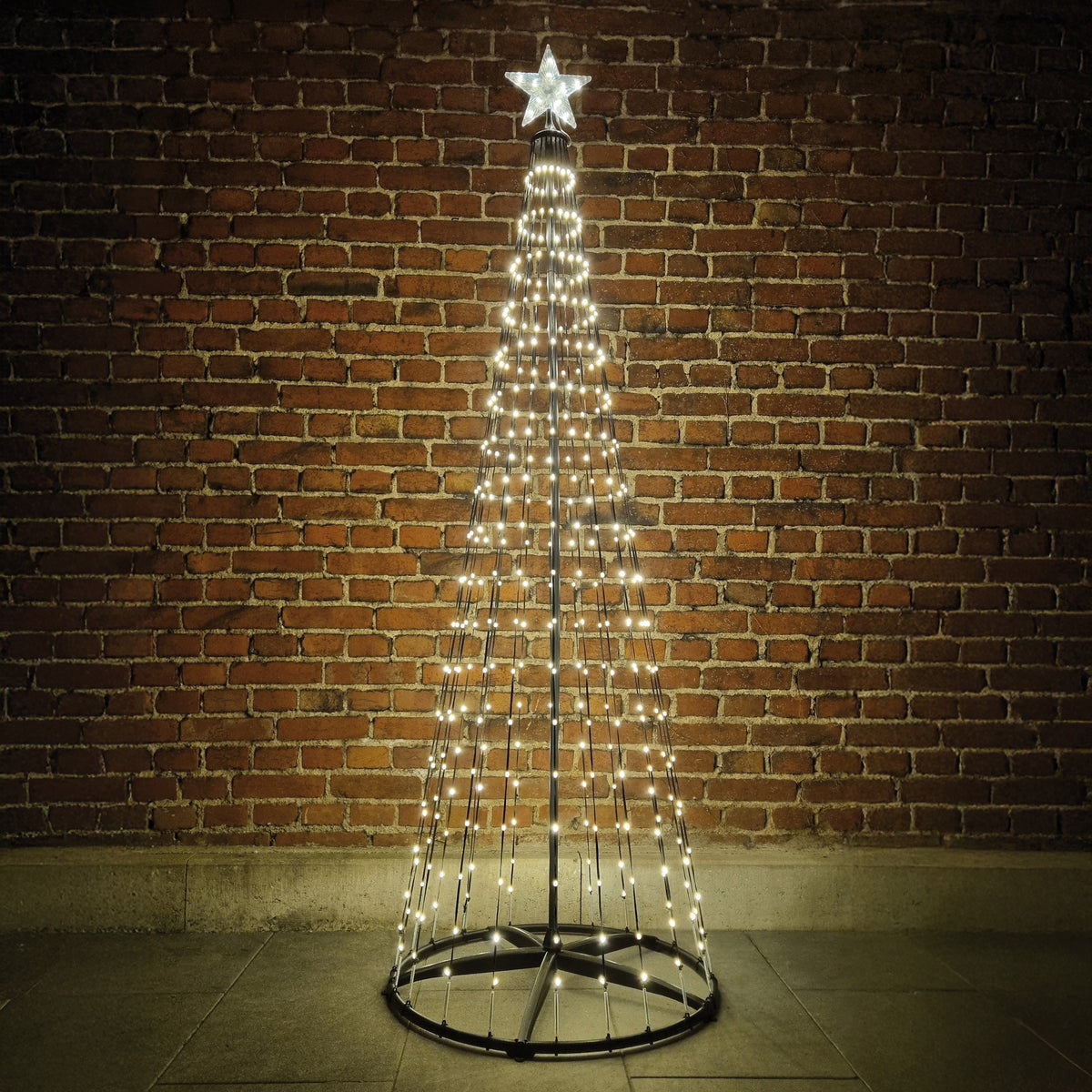 LED-Weihnachtsbaum mit Sternspitze | Warmweiß | Zwei Größen