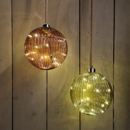 Glaskugel | warmweiße LEDs | grün Streifenmuster