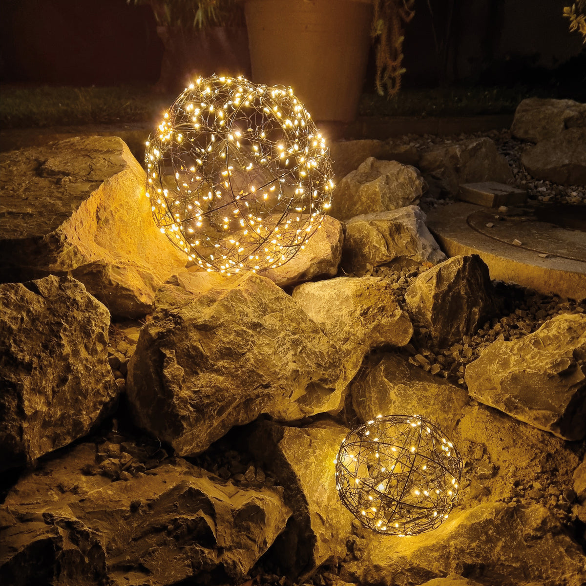 LED-Außenkugel | Warmweiß blinkend | Ø 250 oder 350 mm