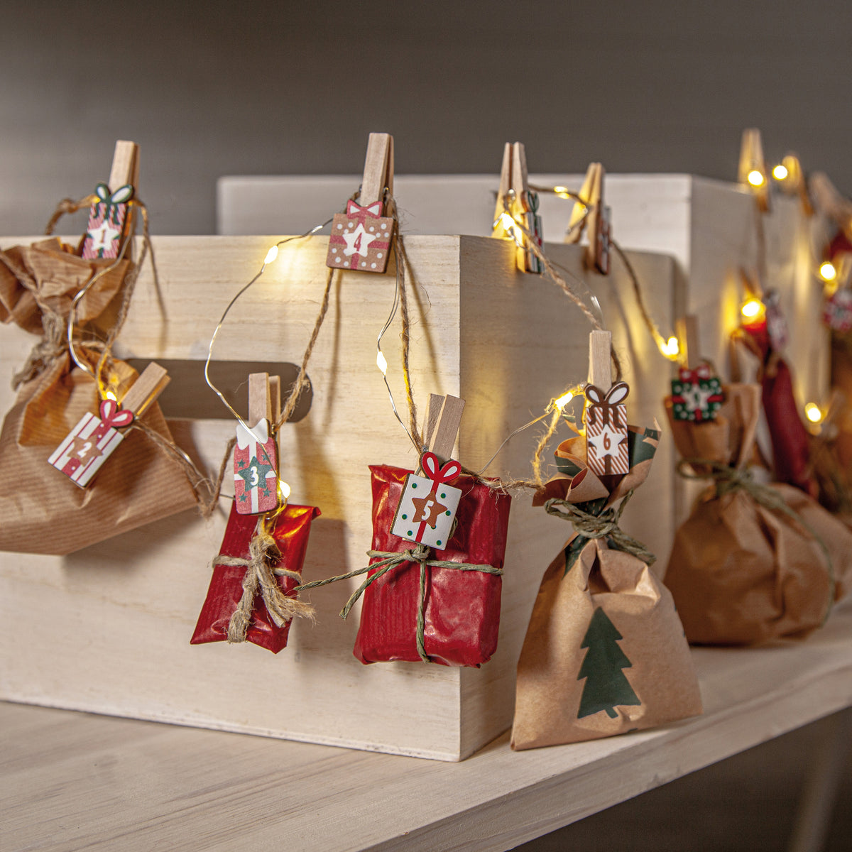 Advent calendar | CLIPPY ADVENT | 24 clothes pegs