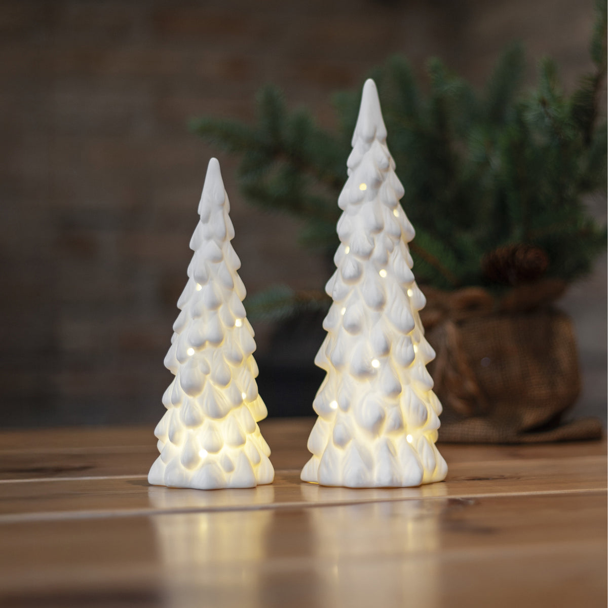 LED fir trees | VINTER | set of 2 | white/matte porcelain | warm white LEDs