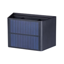 Kabellose Solar-Wandleuchte mit automatischem Sensor.